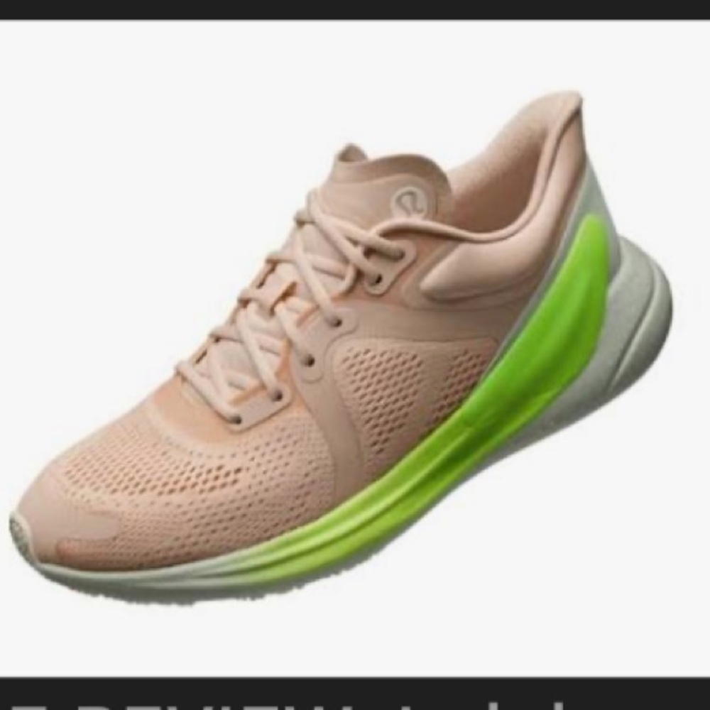 Lululemon BlissFeel‎ run sneaker 8.5
